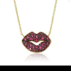 Melinda Maria Kiss me